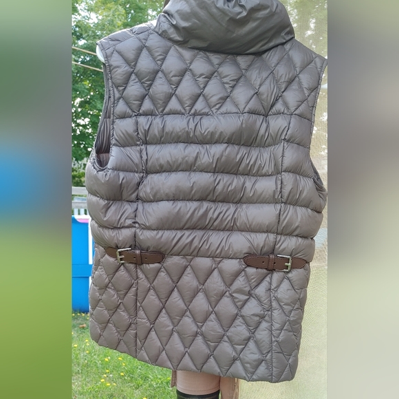 Ralph Lauren Brown down vest SZ.Small NWOT - Picture 2 of 6